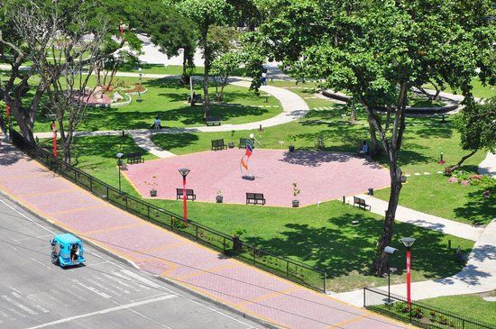 Plaza Heneral Santos